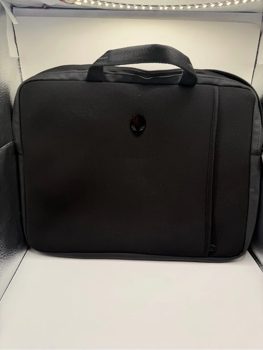 Alienware Black Neoprene Laptop Carrying Case Sleeve Briefcase 15” 17”